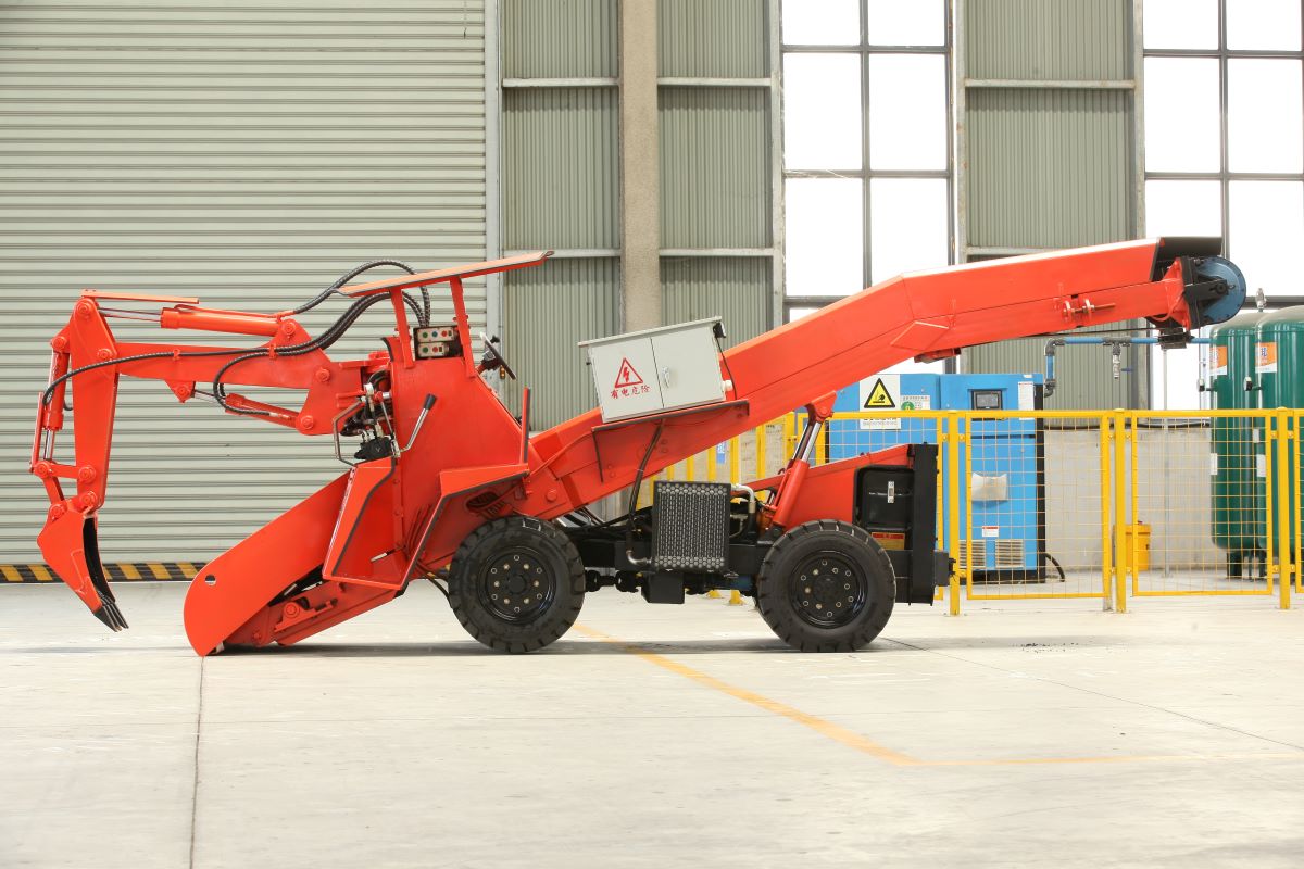 井下路面濕滑？永力通履帶式扒渣機抓地力強