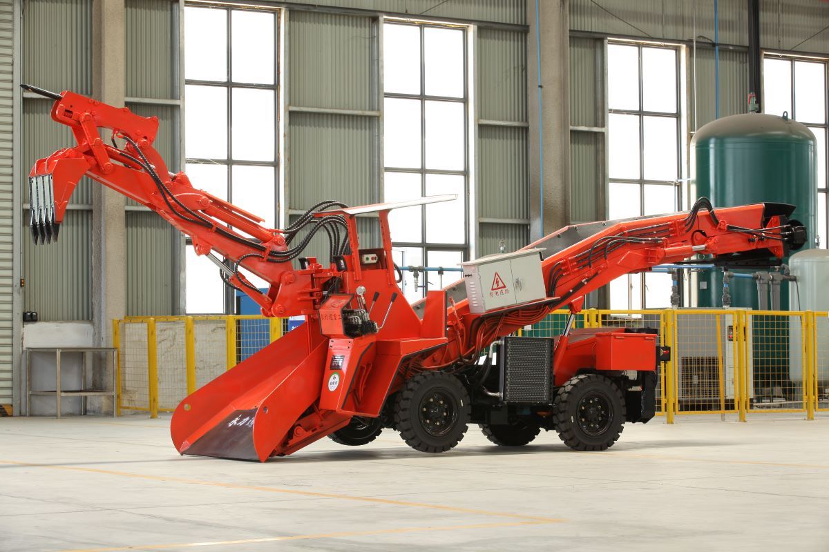 永力通皮帶式扒渣機，輸送快不撒料